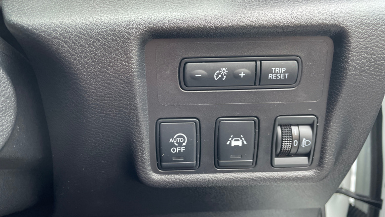 Nissan Micra 0.9 IG-T Tekna 5dr Petrol Hatchback